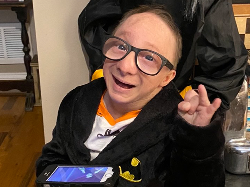 Lunettes pour bébé Roshambo de Nick Smith | Le plus petit homme du monde