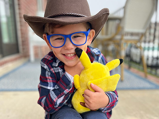 7 signes indiquant que votre enfant doit porter des lunettes